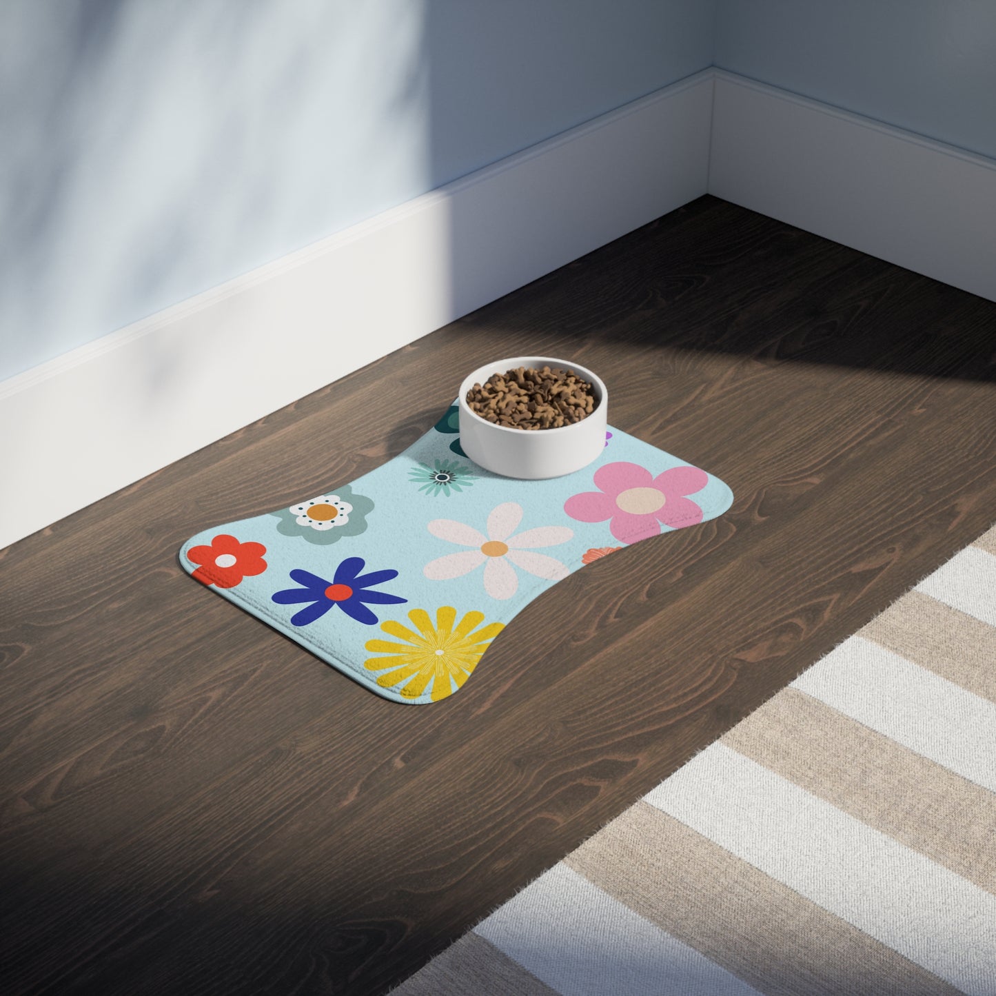 Flowered Bone or Fish Shape Pet Feeding Mats