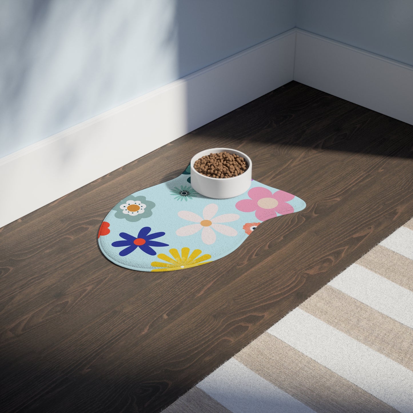 Flowered Bone or Fish Shape Pet Feeding Mats